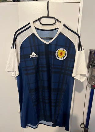 Authentique Maillot football vintage scotland, marke: scotland adidas, zustand: Sehr gut, größe: L, 25,00 €, 26,95 € inklusive Vinted-Käuferschutz