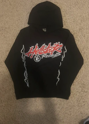 Hellstar tour hoodie, marque: Hellstar, état: Neuf avec étiquette, taille: S, 59,00 €, 62,65 € Protection acheteurs incluse