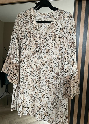 MS mode blouse beige roomwit plussize, merk: MS Mode, staat: Heel goed, maat: 4XL / 48 / 20, € 8,00, € 9,10 inclusief Kopersbescherming