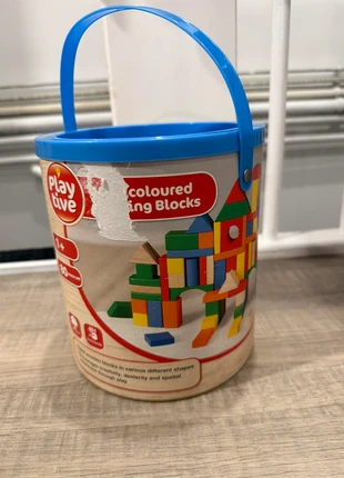 Houten blokken, merk: Playtive, staat: Heel goed, maat: 9-12 maanden / 74 cm, € 4,00, € 4,90 inclusief Kopersbescherming