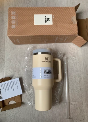 Gourde  Stanley Quencher, brand: Stanley, condition: New with tags, €19.99, €21.69 includes Buyer Protection