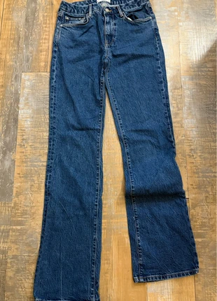 Jean femme Mango – taille 38 – coupe droite – bleu, marque: Mango, état: Très bon état, taille: M / 38 / 10, 8,00 €, 9,10 € Protection acheteurs incluse