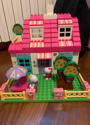 villa hello kitty lego playbig, marque: Hello Kitty, état: Très bon état, taille: Taille unique, 15,00 €, 16,45 € Protection acheteurs incluse