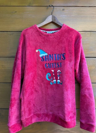 Pull Noël “Santa’s Cutest” taille M – très bon état, marque: Cute, état: Très bon état, taille: M, 12,00 €, 13,30 € Protection acheteurs incluse