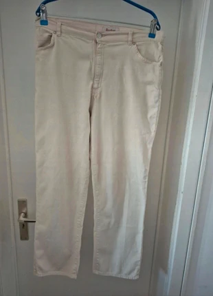 Pantalon  beige  taille 42, brand: Burton, condizioni: Ottime, taglia: XL / IT 46 / EU 42, €4.00, €4.90 include la Protezione acquisti