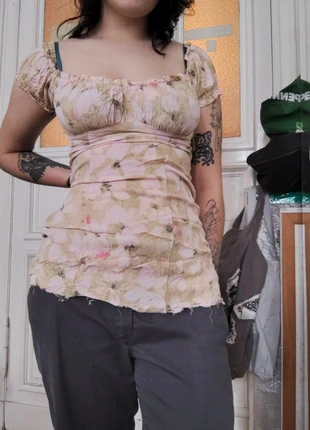 Cute off-shoulder top flower print with zipper, brand: H&M, condizioni: Buone, taglia: M / IT 42 / EU 38, €10.00, €11.20 include la Protezione acquisti