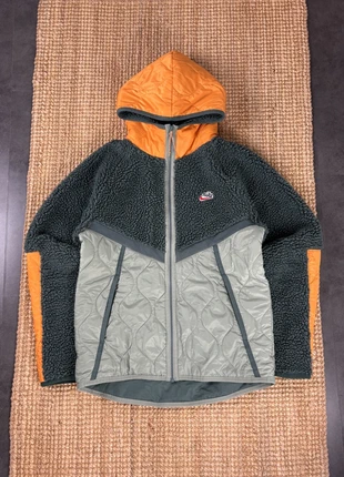 Veste Doudoune, Polaire à Capuche Orange et Verte Nike Heritage Insulated Sherpa Jacket Taille M, brand: Nike, condizioni: Ottime, taglia: M, €135.00, €142.45 include la Protezione acquisti Pro