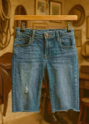 Jeans Levi's - 10 ans - enfant, marke: Levi's, zustand: Sehr gut, größe: 10 Jahre / 140, 9,00 €, 10,15 € inklusive Vinted-Käuferschutz