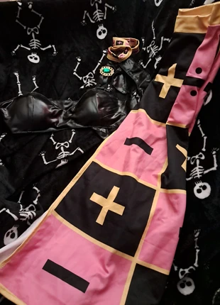 Trish una jojo cosplay costume, merk: Aliexpress, staat: Heel goed, maat: S / 36 / 8, € 15,00, € 16,45 inclusief Kopersbescherming