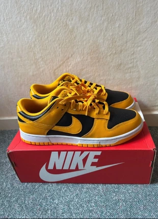 Nike dunk low goldenrod maat 45,5 nieuw, brand: Nike, condizioni: Nuovo con cartellino, taglia: 45,5, €70.00, €74.20 include la Protezione acquisti