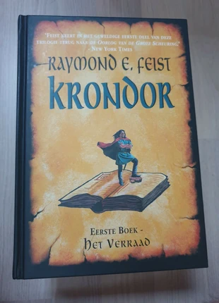 Krondor trilogie - Raymond E. Feist, staat: Heel goed, € 14,95, € 16,40 inclusief Kopersbescherming