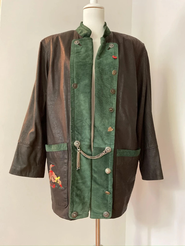 Vintage Bayerische Lammlederjacke mit Stickerei und Polsterung
