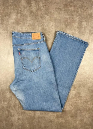Jeans Levi's 415 Relaxed BootCut Evasés | Bleu Clair | Taille FR 46 W36 L34 Femme, marque: Levi's, état: Très bon état, taille: XXXL / 46 / 18, 25,00 €, 26,95 € Protection acheteurs incluse