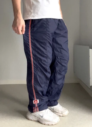 Vintage Adidas Track Pant Nylon | L, marque: adidas, état: Très bon état, taille: L, 20,00 €, 21,70 € Protection acheteurs incluse