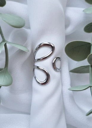 Anello y2k, brand: Vintage Dressing, condizioni: Nuovo senza cartellino, taglia: Regolabile, €3.90, €4.80 include la Protezione acquisti