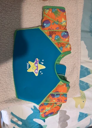 Kids floating jacket, brand: Zoggs, condition: Very good, £2.00, £2.80 includes Buyer Protection