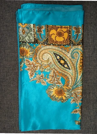 Foulard Satin 90 x 90cm, marca: Natural, estado: Muy bueno, 9,95 €, 11,15 € Protección al comprador Pro incluida