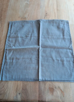 IKEA fronha de almofada, merk: IKEA, staat: Heel goed, maat: 50 x 50 cm, € 1,50, € 2,28 inclusief Kopersbescherming