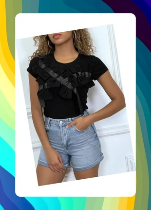 T-shirt noir manches courtes, avec des noeuds - Taille S/M, marca: MAY, estado: Novo com etiquetas, tamanho: S / 36 / 8, €12.00, €13.30 inclui Proteção do Comprador Pro