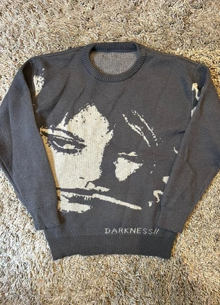 Pull maille y2k motif gris en M, brand: Aesthetic, condizioni: Ottime, taglia: M, €30.00, €32.20 include la Protezione acquisti