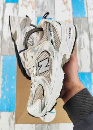 Baskets Sneackers New Balance 530 Running << White Silver Indigo >> Taille 34.5, marca: New Balance, estado: Muito bom, tamanho: 34.5, €55.00, €58.45 inclui Proteção do Comprador Pro