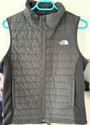 Doudoune sans manche The North Face, marque: The North Face, état: Neuf sans étiquette, taille: M / 38 / 10, 49,00 €, 52,15 € Protection acheteurs incluse