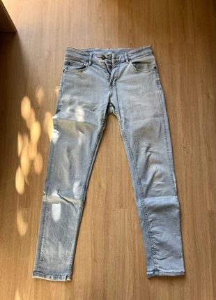 Jean slim Celio, marque: Celio, état: Très bon état, taille: Taille unique, 2,00 €, 2,80 € Protection acheteurs incluse