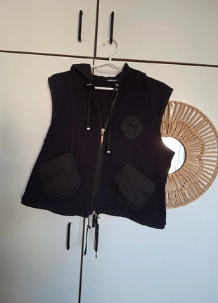 Bodywarmer Airfield, merk: Airfield, staat: Goed, maat: L / 40 / 12, € 3,50, € 4,38 inclusief Kopersbescherming