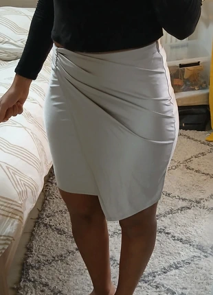 Jupe akira, marque: Akira, état: Très bon état, taille: M / 38 / 10, 7,30 €, 8,37 € Protection acheteurs incluse