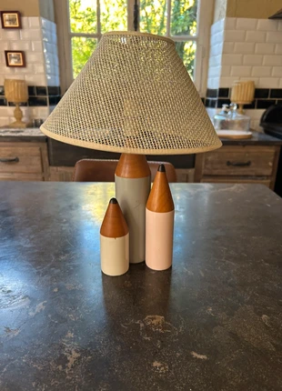 🪵 Vintage Pencil Lamp / Retro Wooden Desk Lamp, marque: Unique, état: Bon état, 19,00 €, 20,65 € Protection acheteurs incluse