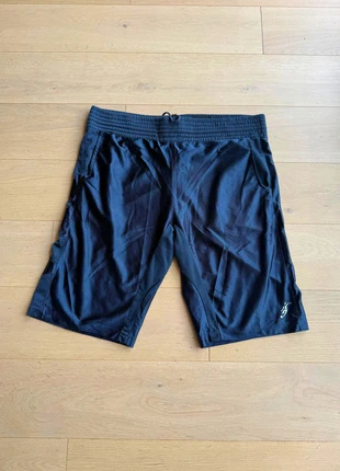 Magnifique Short Sport Adidas Vintage 03IT55, marke: adidas, zustand: Sehr gut, größe: L, 7,50 €, 8,58 € inklusive Vinted-Käuferschutz