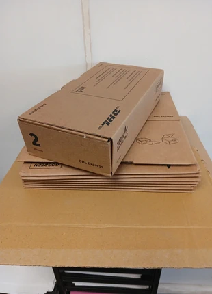 Lot 10 boîtes cartons pliables 34×18×8cm pour envoi de colis, marke: Inconnu, zustand: Neu, mit Etikett, 6,00 €, 7,00 € inklusive Vinted-Käuferschutz