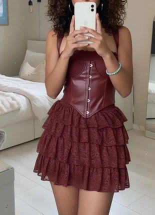 Robe mini sans bretelles femme en dentelle – Taille S, marque: Nuit Rouge, état: Très bon état, taille: S / 36 / 8, 39,00 €, 41,65 € Protection acheteurs incluse