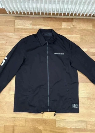 Veste Calvin Klein taille S, brand: Calvin Klein, condizioni: Nuovo senza cartellino, taglia: S, €30.00, €32.20 include la Protezione acquisti