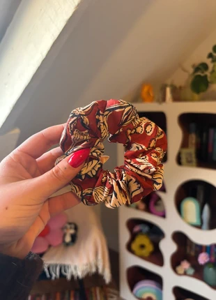 Chouchou à motifs rouge fait main, marca: Fait Main, estado: Nuevo sin etiquetas, 5,00 €, 5,95 € Protección al comprador Pro incluida