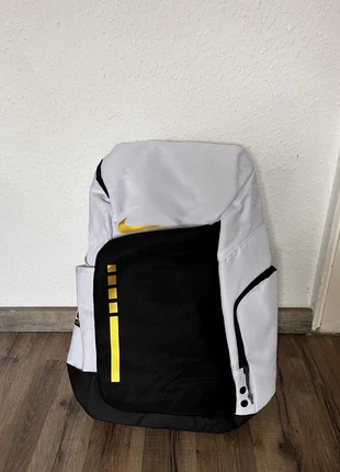🤍 Nike Elite Rucksack – Weiß/Schwarz/Gold 🤍, merk: Nike, staat: Nieuw met prijskaartje, € 50,00, € 53,20 inclusief Kopersbescherming