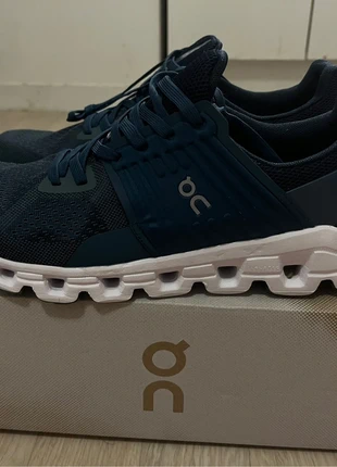 On running cloudswift, marca: On Running, estado: Nuevo sin etiquetas, tamaño: 43, 116,00 €, 122,50 € Protección al comprador incluida