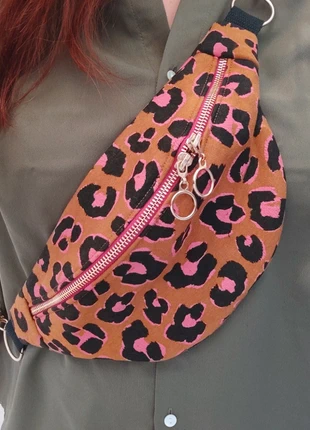 Banane léopard - neuve, merk: etsy, staat: Nieuw zonder prijskaartje, € 10,00, € 11,20 inclusief Kopersbescherming