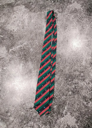 Cravates en soie vintage Burberrys verte et rouge, marke: Burberry, zustand: Sehr gut, 26,00 €, 28,00 € inklusive Vinted-Käuferschutz