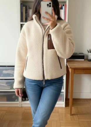 Veste polaire beige crème zippée avec fausse fourrure style élégant Taille S, marca: cloudspun, estado: Muito bom, tamanho: S / 36 / 8, €59.90, €63.60 inclui Proteção do Comprador