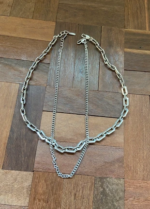 Set of two necklaces, merk: Zara, staat: Heel goed, € 5,00, € 5,95 inclusief Kopersbescherming