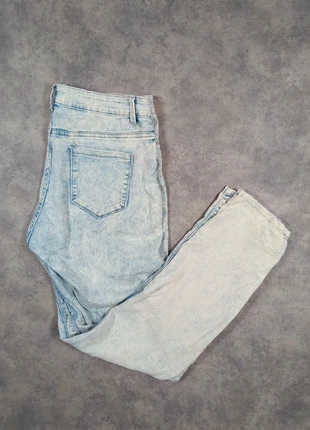 Jean skinny bleu clair acid wash femme – taille FR 42 W34 US 14 vintage 90’s, merk: Vintage Dressing, staat: Heel goed, maat: XL / 42 / 14, € 14,90, € 16,35 inclusief Kopersbescherming