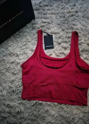 Débardeur Tommy Hilfiger Bordeaux Taille L, brand: Tommy Hilfiger, condition: New with tags, size: L / 40 / 12, €17.00, €18.55 includes Buyer Protection
