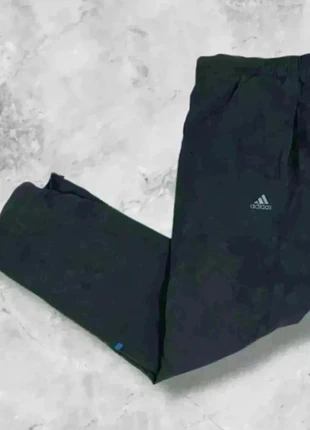 Trackpants / Jogging large - parachute - Adidas - Vintage/90’s/y2k - Très bon état - Taille M - Gris, marque: adidas, état: Très bon état, taille: M, 22,00 €, 23,80 € Protection acheteurs incluse