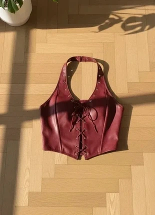 Corset Simili Cuir Bordeaux Halter, état: Très bon état, taille: M / 38 / 10, 42,90 €, 45,75 € Protection acheteurs incluse