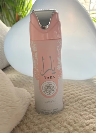 Déodorant Yara Lattafa neuf, marque: Lattafa, état: Neuf avec étiquette, 4,99 €, 5,94 € Protection acheteurs incluse