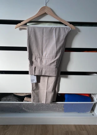 H&M Stoffhose beigemeliert, brand: H&M, condizioni: Nuovo con cartellino, taglia: XXXL / IT 50 / EU 46, €12.00, €13.30 include la Protezione acquisti