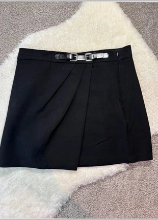 Jupe plissée noire, marque: Zara, état: Très bon état, taille: M / 38 / 10, 11,70 €, 12,99 € Protection acheteurs (Pro) incluse