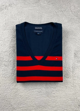 Pull fin col en V - Tommy Hilfiger - Couleur Bleu marine et Rouge - Taille L Femme, marque: Tommy Hilfiger, état: Très bon état, taille: L / 40 / 12, 24,90 €, 26,85 € Protection acheteurs (Pro) incluse