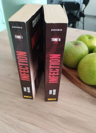 Lot livres 'Infection', zustand: Sehr gut, 10,00 €, 11,20 € inklusive Vinted-Käuferschutz